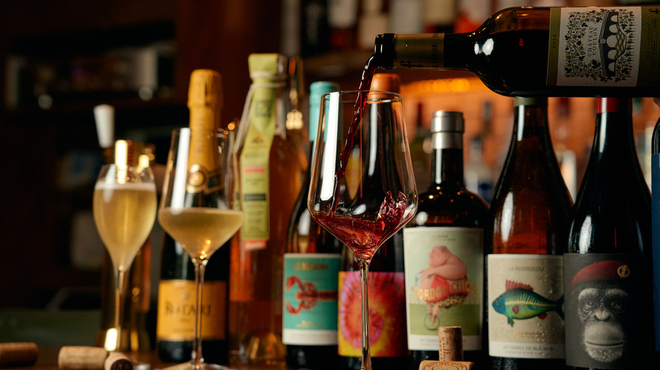 厳選肉と炭火Dining 肉ドシ 居酒屋 - メイン写真: