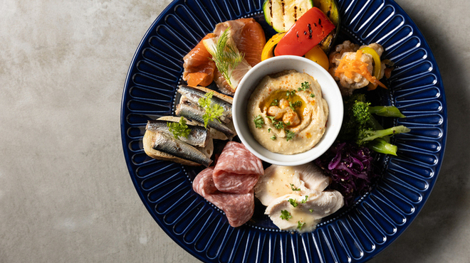 absinthe org. Salad & Grill - メイン写真: