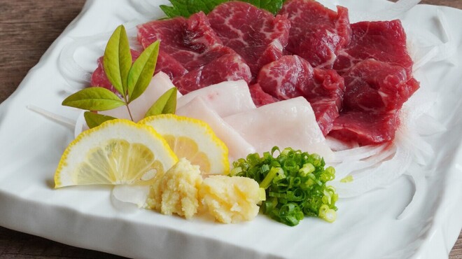 九州名物とめ手羽 - メイン写真: