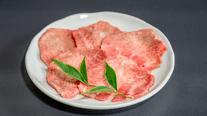Kuroge Wagyu to Ginshari Niku no Takumi