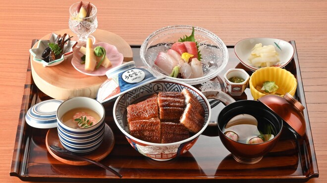 炭焼うな富士 - メイン写真: