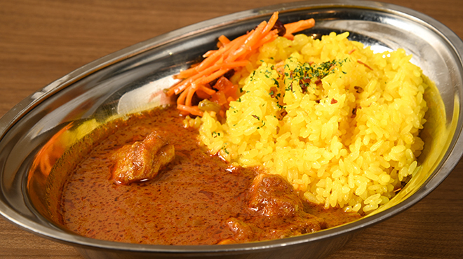 TAPS BY YEBISU - メイン写真:スパイス薫る本格チキンカレー