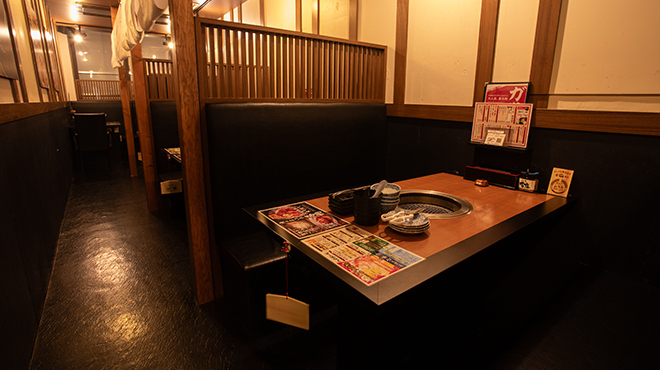 肉のよいち - メイン写真:2F　全体