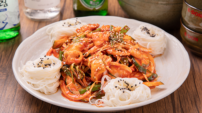 韓国料理ヨギヨ - メイン写真:つぶ貝の和え物とソーメン