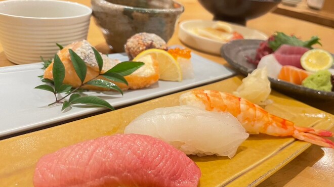 すし酒場みなと - メイン写真: