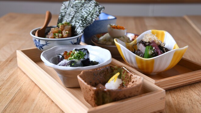 魚と魚 - メイン写真: