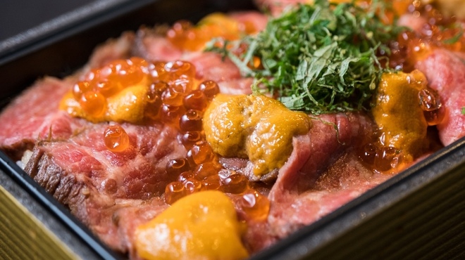 炭火焼肉 炭蔵 - メイン写真: