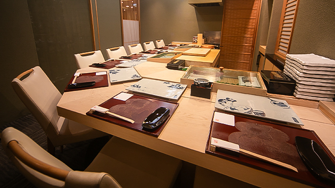 たる善 - メイン写真:喫煙カウンター