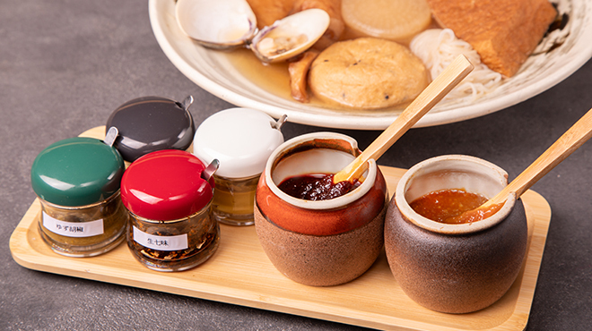 思伝と肴と、福かわ - メイン写真:貝出汁つけだれ　おでん