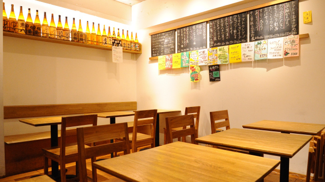 菱田屋酒場 - メイン写真:内観