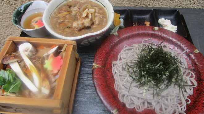 胡麻切りそばと創作串揚げ おおの - 料理写真: