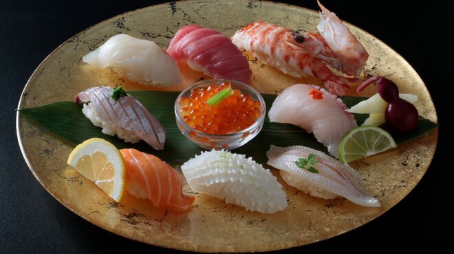 おもてなし いろり寿し - メイン写真: