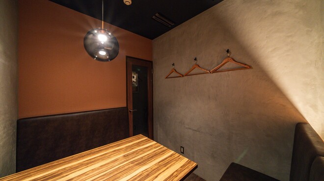 沖縄酒場ハイサイ - メイン写真: