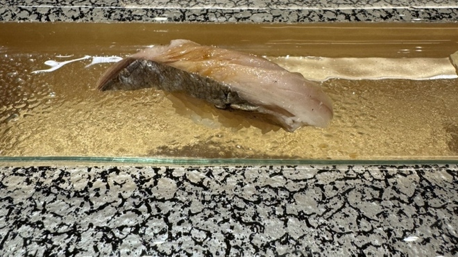 鮨とみ田 - 料理写真:鰆