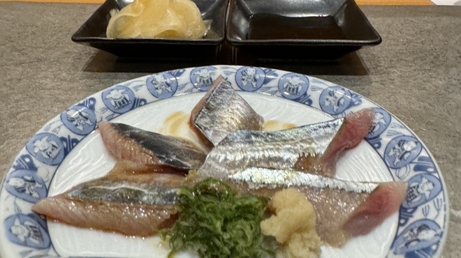 藤鮨 - 料理写真:秋刀魚｡良い脂が美味しく拡がる｡