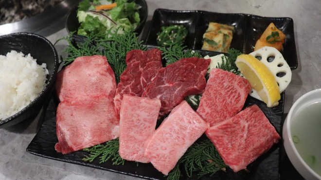 焼肉三松 - メイン写真: