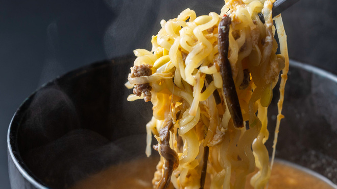 焼肉ホルモン こたろう - 料理写真:ユッケジャンラーメン