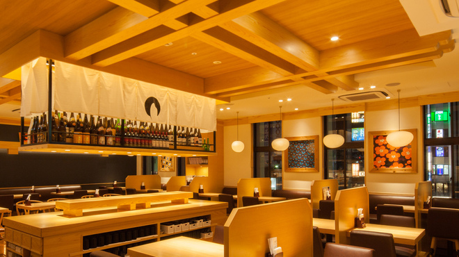 大山鶏と鮮魚 居酒屋 まいか - メイン写真: