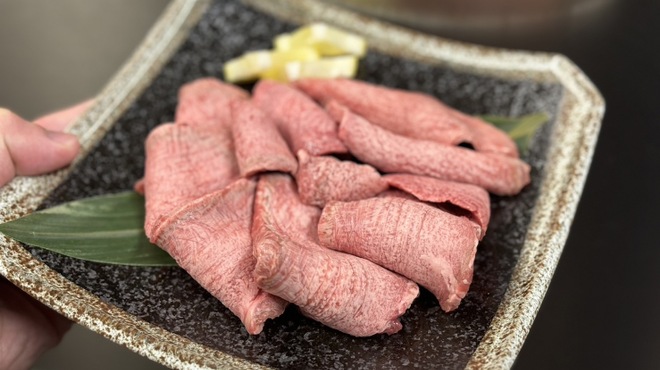 明石 焼肉処たつみや - メイン写真: