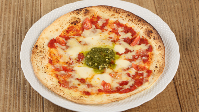 ランタナ食堂 - メイン写真:マルゲリータのピザ