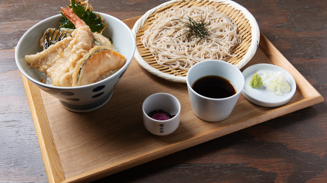 スタンド JAPA SOBA HANAKO - メイン写真: