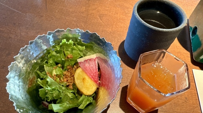 日本料理 海幸 - 料理写真:和朝食膳