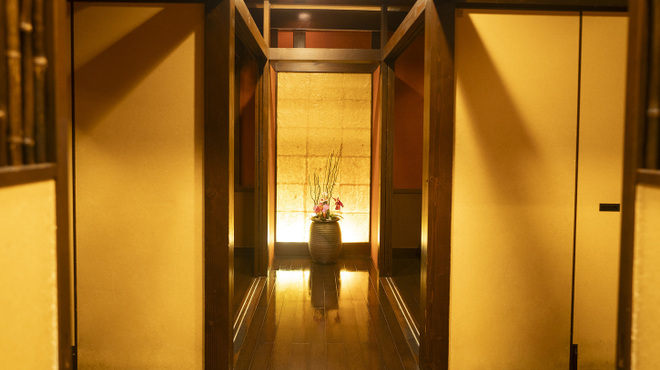 宮崎地鶏炭火焼 車 - メイン写真: