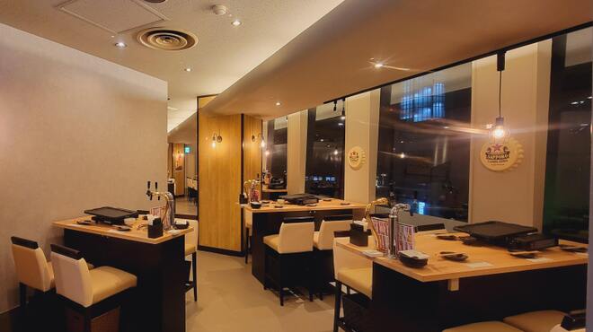 大衆焼肉&サムギョプサル酒場 ゴールデンミート - メイン写真: