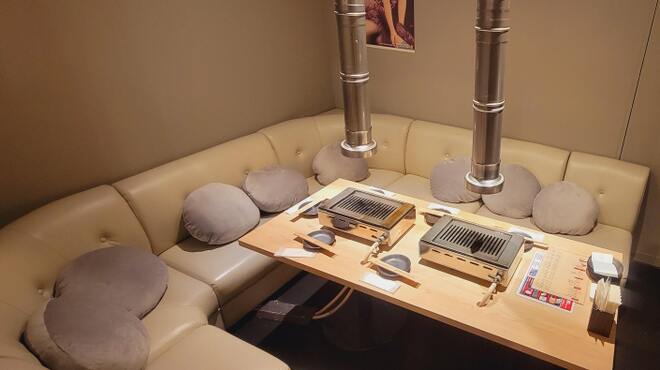 大衆焼肉&サムギョプサル酒場 ゴールデンミート - メイン写真: