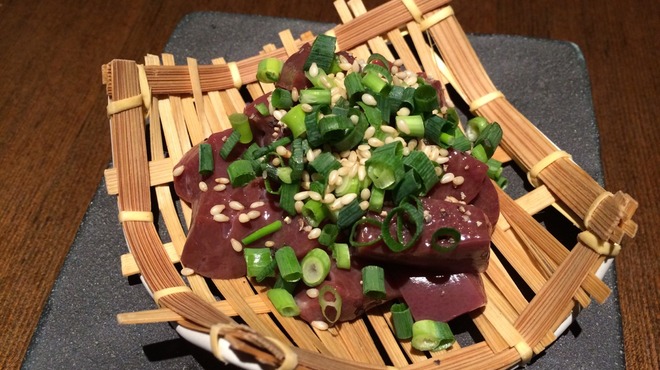 本格馬肉料理 ゆい - 料理写真:新鮮レバー刺し