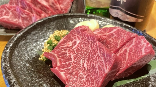 焼肉 小次郎 - メイン写真: