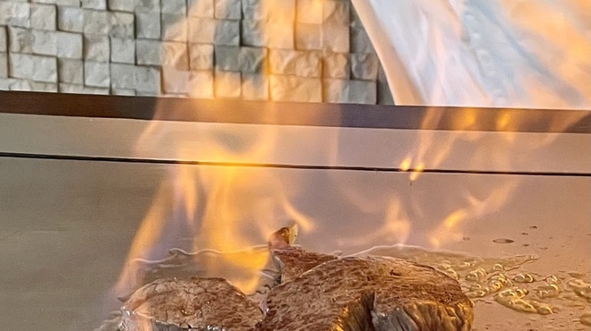 ザ コロネーション - 料理写真:フランベ