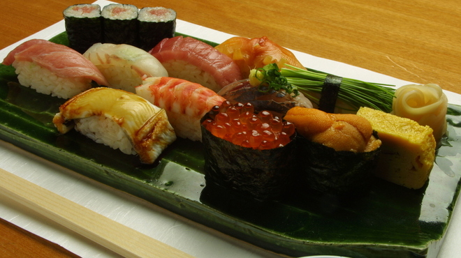 鮨ぎん くさびや別邸 - 料理写真: