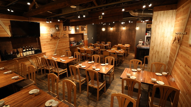 和牛と中華料理 けむり屋&フラワー - メイン写真: