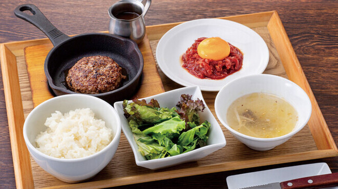 渋谷 和牛焼肉 USHIHACHI 極 - メイン写真: