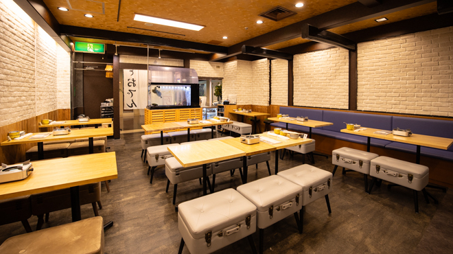 鮨とおでん＆ - メイン写真:店内2