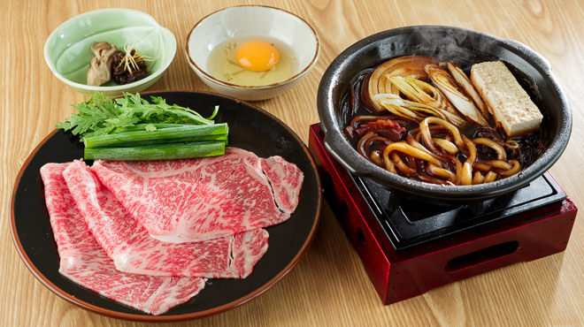 肉の松阪 - メイン写真:ランチ限定　すきやき鍋定食