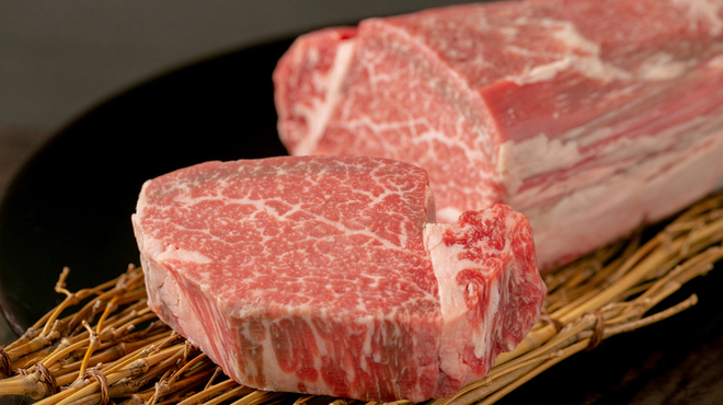 肉の松阪 - メイン写真: