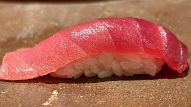 すし屋の芳国 - 料理写真:まぐろ握り