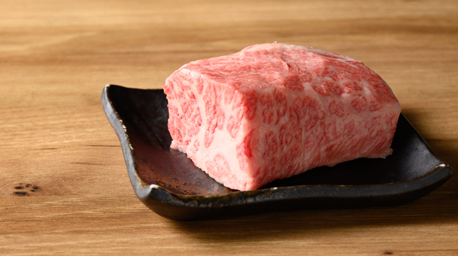 札幌焼肉 いつもここ - メイン写真:北海道産カルビ…ご飯との相性抜群