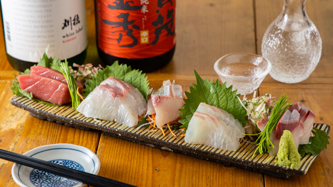 常蔵 - メイン写真:刺身盛り