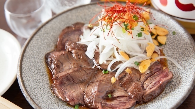 大衆居酒屋 恵比寿商店 - メイン写真:牛ハラミタタキ