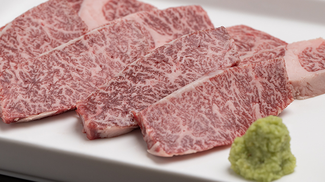 本格焼肉・もつ鍋 肉衛門 - メイン写真: