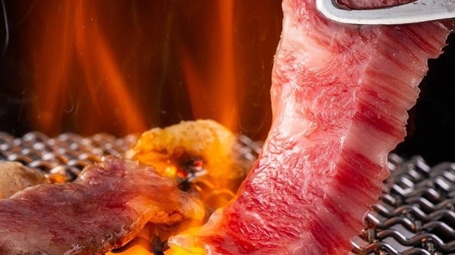 炭火焼肉・しゃぶしゃぶ おきなわ苑 - メイン写真: