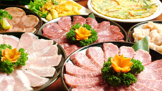 和牛炭火焼肉・韓国料理 じろべ  上尾店 - メイン写真: