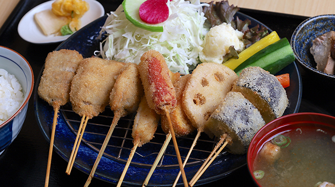 大衆酒場串カツ酒場 惠 - メイン写真:串カツ定食