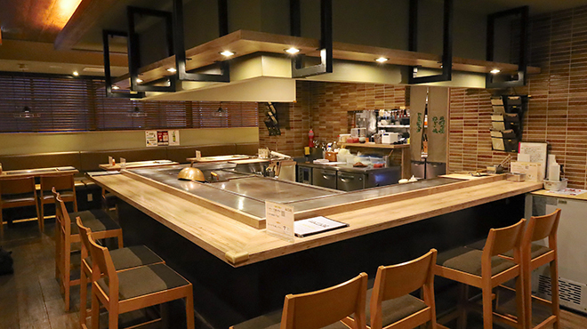 やまちゃん本舗 - メイン写真:カウンター席