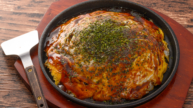 TEPPAN 諒庭 - メイン写真:肉玉そば