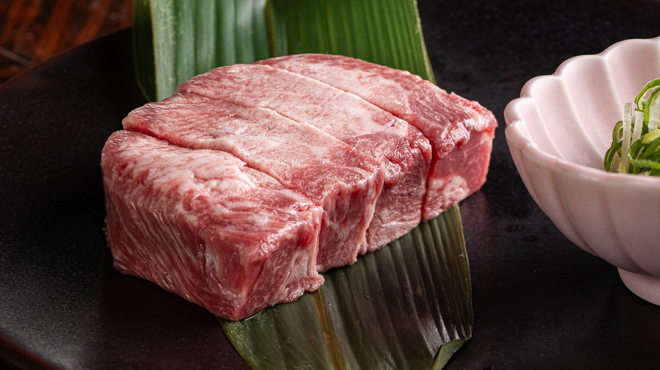 焼肉 大仙 - メイン写真:厚切り牛タン塩