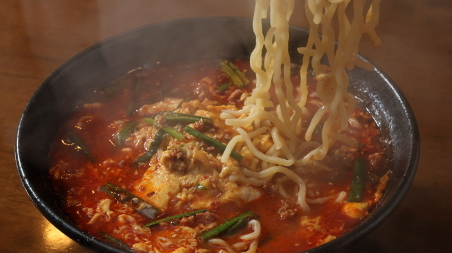 韓国居酒屋 韓謝亭 - メイン写真:担々麺